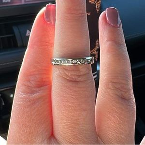 14k White Gold Wedding Band